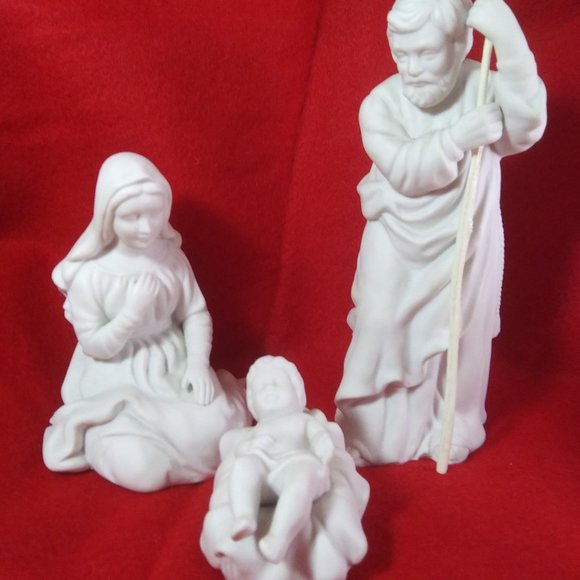Vintage 1980's Avon Nativity Holy Family - Picture 1 of 15
